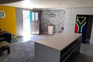 4 Bedroom Property for Sale in Portlands Western Cape